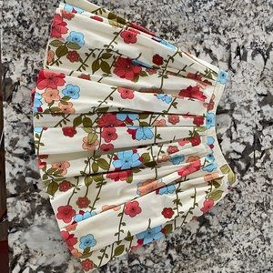 View size 2 skirt